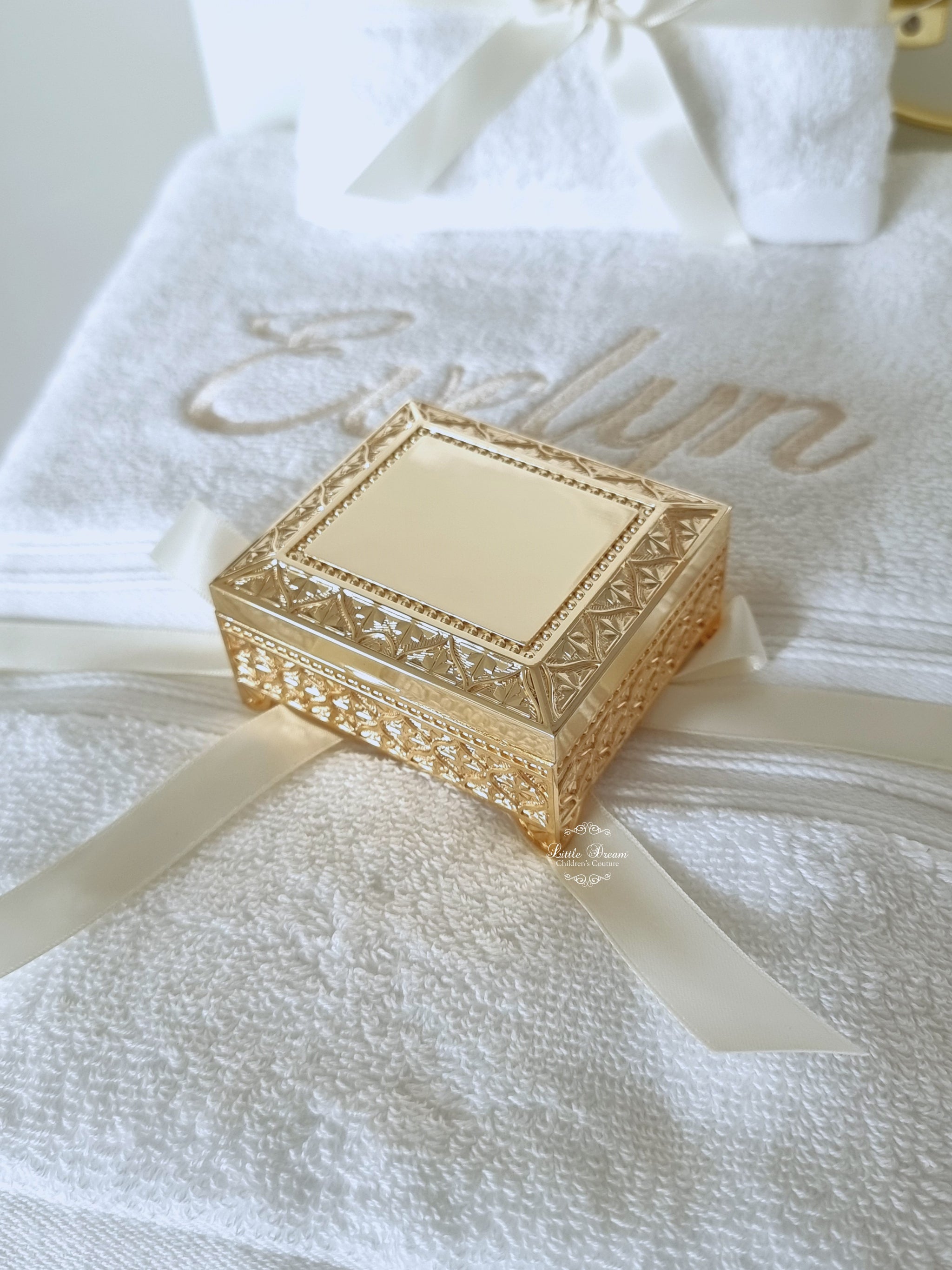 Gold Rectangle Leaf Pattern Design Jewellery Keepsake Box – Little